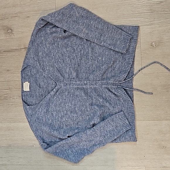 Dreamers Tops - Dreamers By Debut SMALL Wool Longsleeve Crop Top